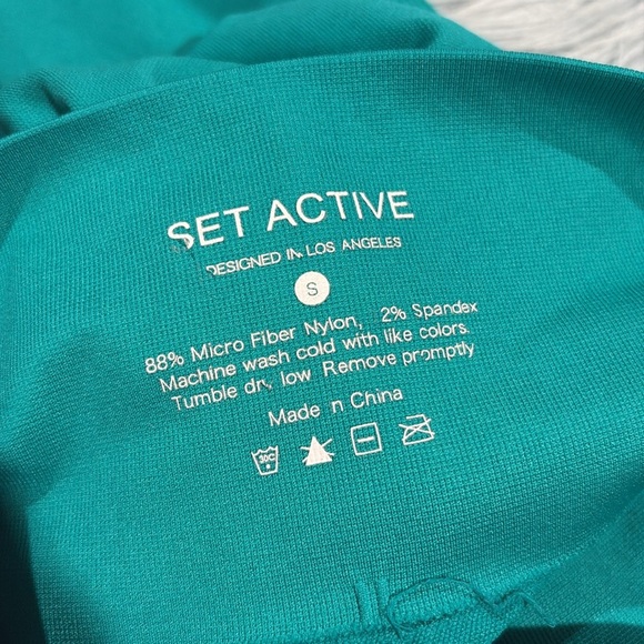 Set Active Sculptflex Seamless High Rise Leggings in Tropic - Picture 3 of 8